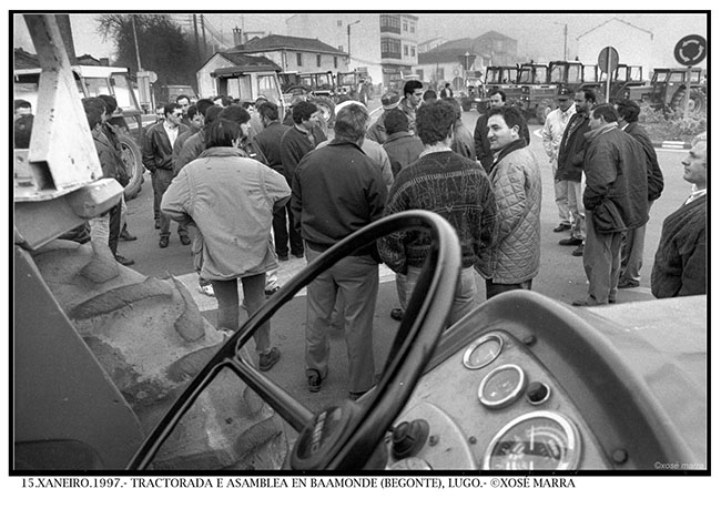 15.XANEIRO.1997.- TRACTORADA E ASAMBLEA EN BAAMONDE (BEGONTE), LUGO.- ©XOSÉ MARRA
